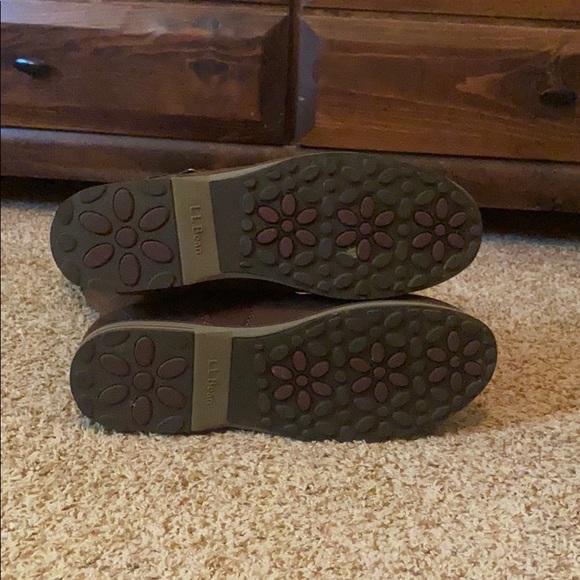 Gently used LL bean boots - Picture 2 of 6